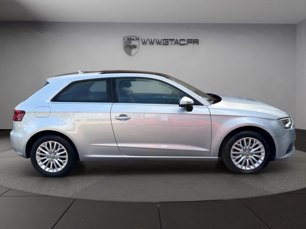 AUDI A3 III 2.0 TDI 150ch S-TRONIC AMBIENTE