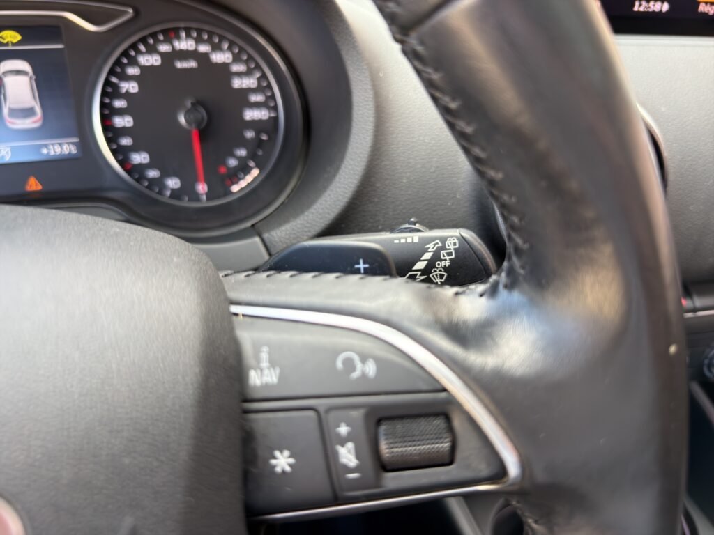 AUDI A3 III 2.0 TDI 150ch S-TRONIC AMBIENTE