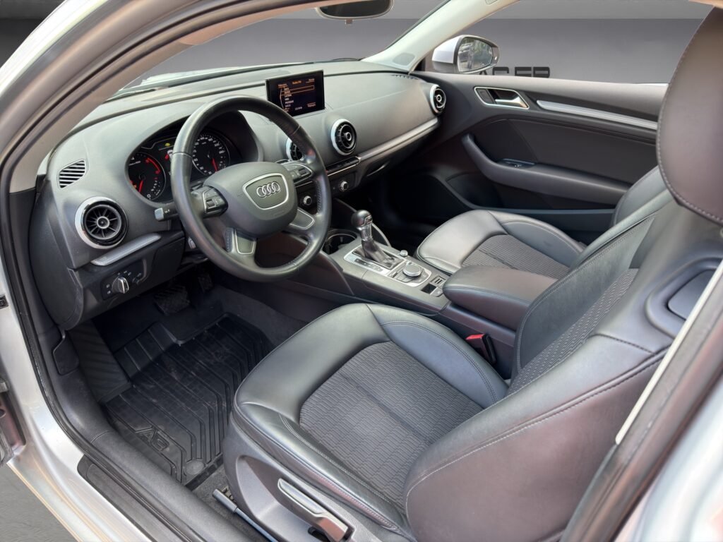 AUDI A3 III 2.0 TDI 150ch S-TRONIC AMBIENTE