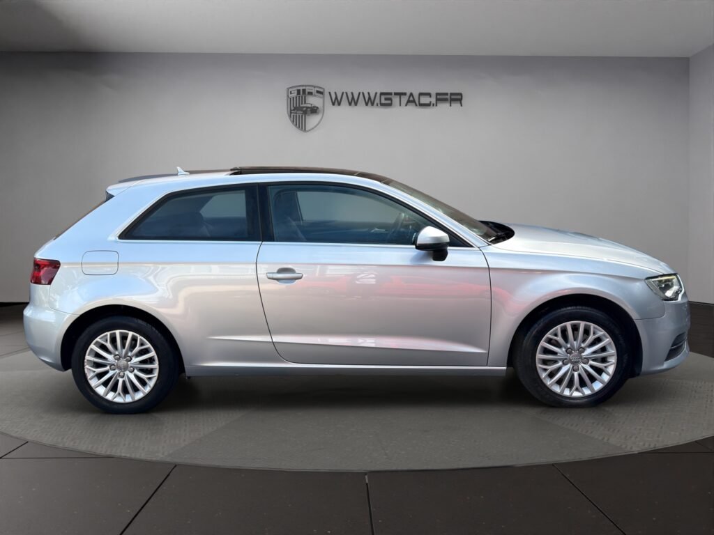 AUDI A3 III 2.0 TDI 150ch S-TRONIC AMBIENTE