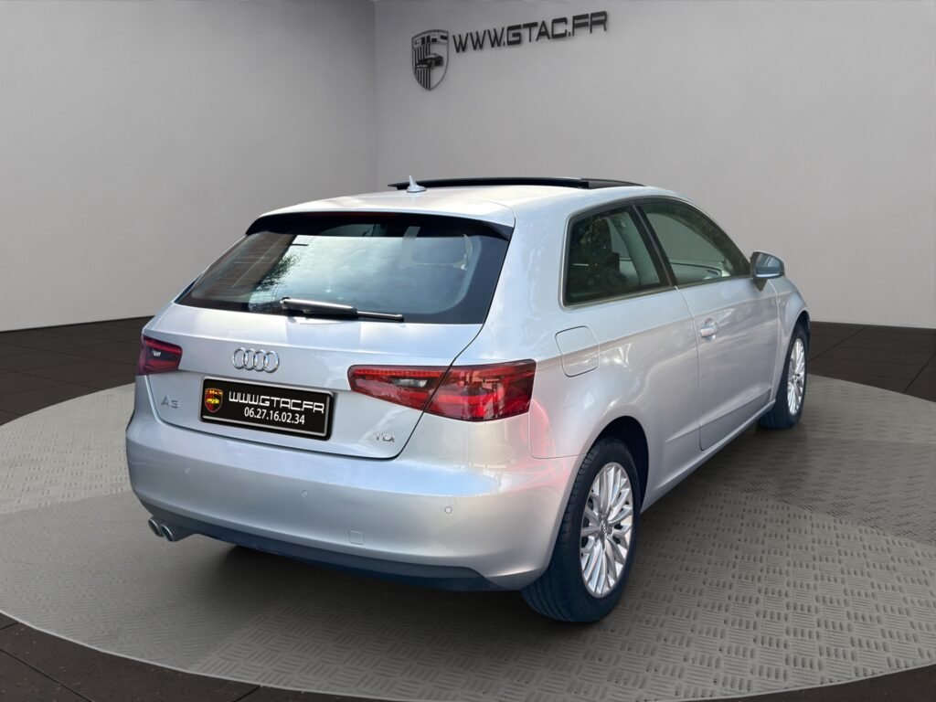 AUDI A3 III 2.0 TDI 150ch S-TRONIC AMBIENTE