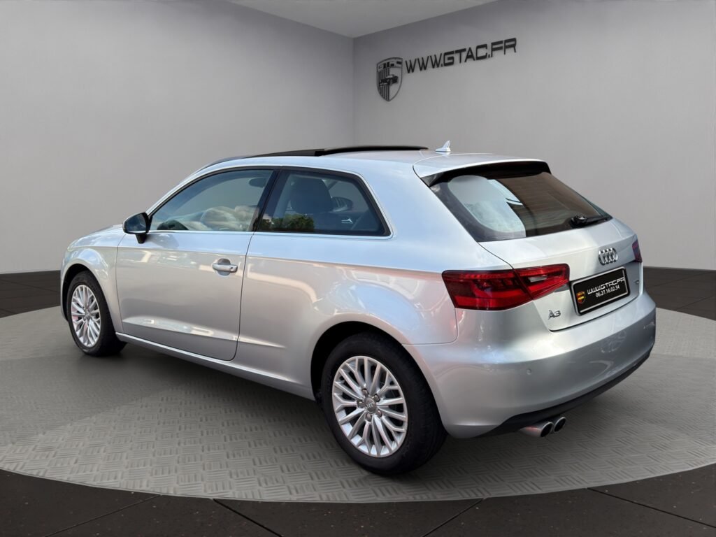 AUDI A3 III 2.0 TDI 150ch S-TRONIC AMBIENTE
