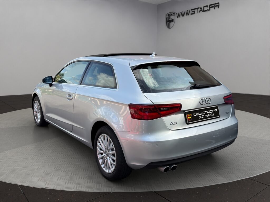 AUDI A3 III 2.0 TDI 150ch S-TRONIC AMBIENTE