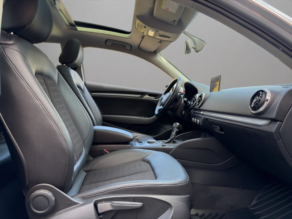 AUDI A3 III 2.0 TDI 150ch S-TRONIC AMBIENTE