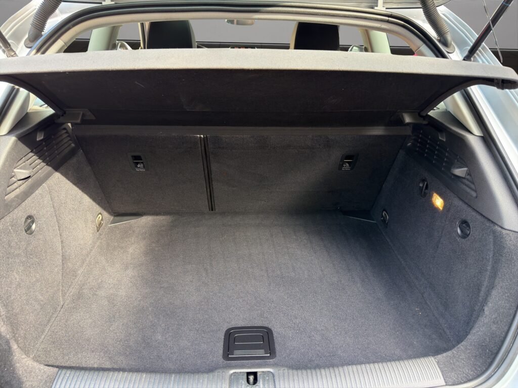 AUDI A3 III 2.0 TDI 150ch S-TRONIC AMBIENTE