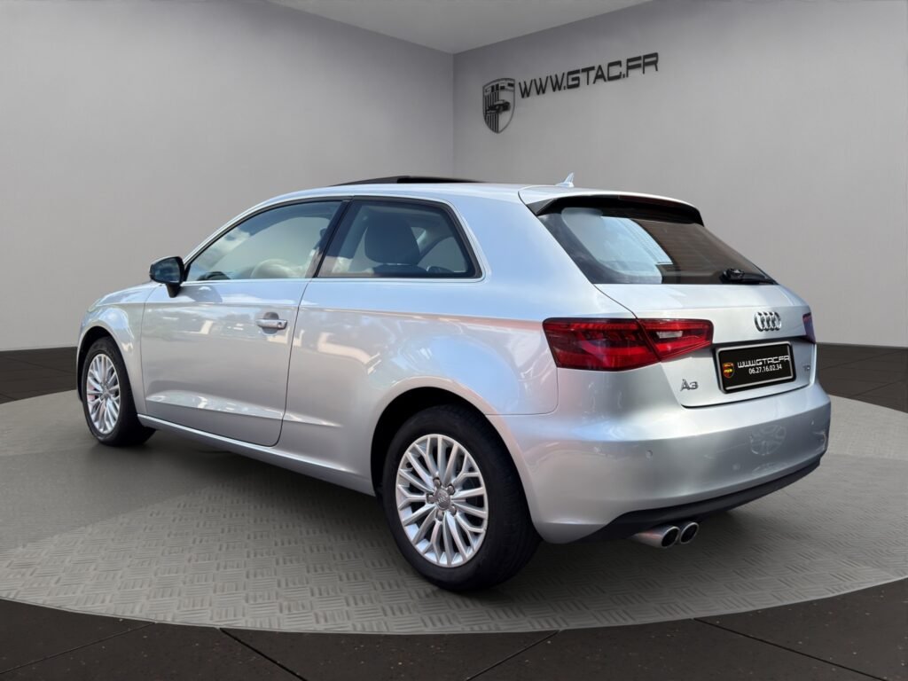 AUDI A3 III 2.0 TDI 150ch S-TRONIC AMBIENTE
