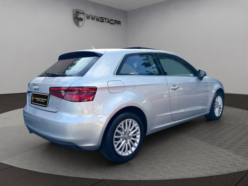 AUDI A3 III 2.0 TDI 150ch S-TRONIC AMBIENTE